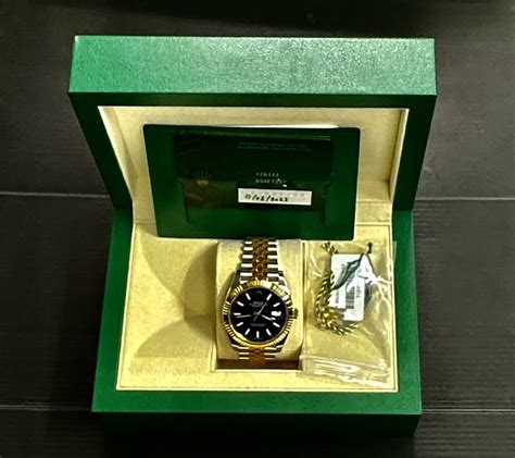 Rolex Datejust 41 Volledige set met papieren en doos. Ongedragen!